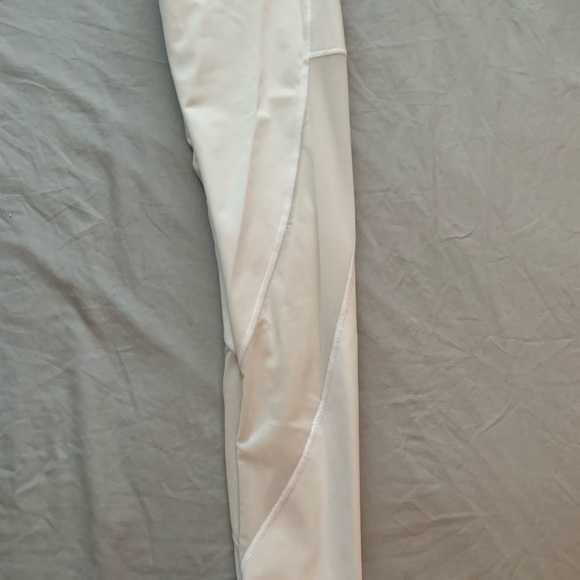 White Aerie offline leggings - Picture 2 of 5